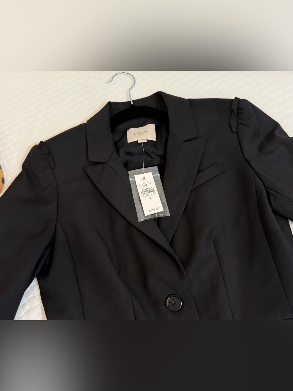Ann Taylor Loft Women’s Black Blazer. NWT. Size 2